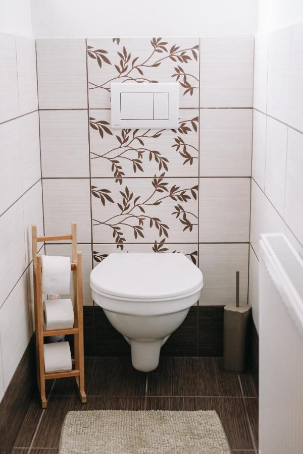 Apartmany U Kostela ลิโปวา ลาสเนีย ภายนอก รูปภาพ